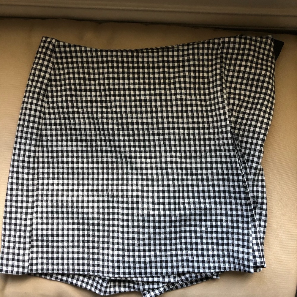 CABI skort